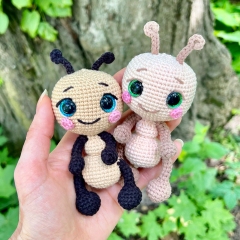 Quinn the Ant amigurumi pattern by LovenikaDesign