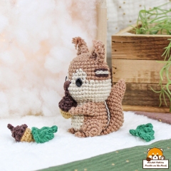 ChubBie - Chip the Squirrel  amigurumi pattern by Noobie On The Hook