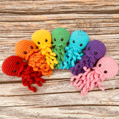 No Sew Jenny the Jellyfish amigurumi pattern by Alter Ego Crochet