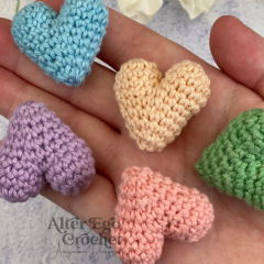 No Sew Mini Heart amigurumi pattern by Alter Ego Crochet