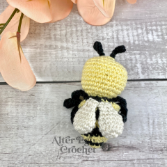 Beeatrice the Bee amigurumi by Alter Ego Crochet