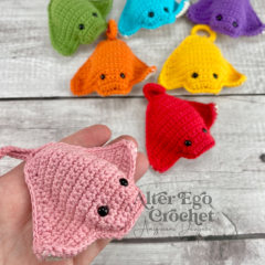 No Sew Raymond the Ray amigurumi pattern by Alter Ego Crochet