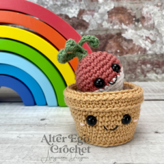 No Sew Radish In Pot amigurumi by Alter Ego Crochet