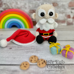 Santa Surprise amigurumi pattern by Alter Ego Crochet