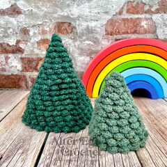 Christmas Tree with Present amigurumi pattern by Alter Ego Crochet