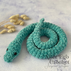 No Sew Severus Snake amigurumi pattern by Alter Ego Crochet