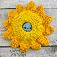 Sun Weather Surprise Mama amigurumi pattern by Alter Ego Crochet