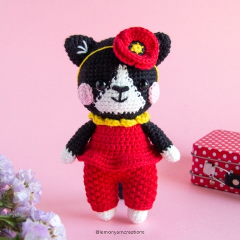 Claire the Cat amigurumi pattern by Lemon Yarn Creations