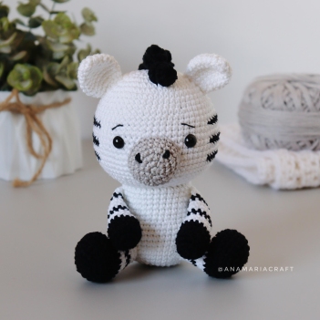 Zoe, the Zebra amigurumi pattern by Ana Maria Craft