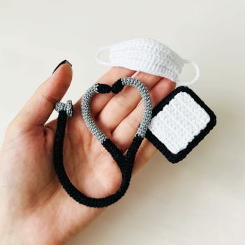 Doctor tools amigurumi pattern by Fluffy Tummy