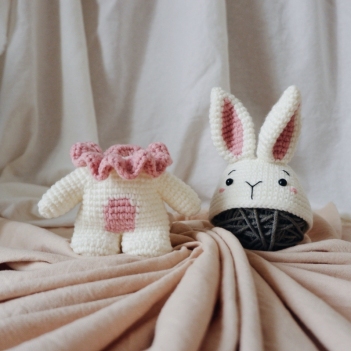 Chibi OUTFIT RABBIT amigurumi pattern by woolly.doodly