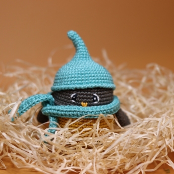 Little amigurumi bird amigurumi pattern by yarnacadabra