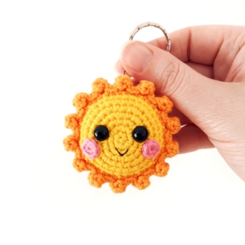 Sun Keychain amigurumi pattern by Stitch by Fay