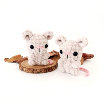 No-Sew Mouse amigurumi pattern by Stitch by Fay