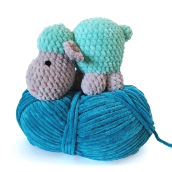 Mini Sherman the Sheep amigurumi pattern by Llama Lou Crochet