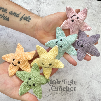 No Sew Stella the Starfish amigurumi pattern by Alter Ego Crochet