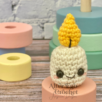 Mini Candle amigurumi pattern by Alter Ego Crochet