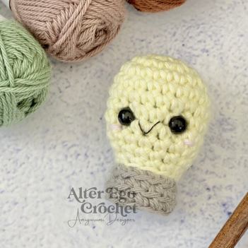 Mini Light Bulb amigurumi pattern by Alter Ego Crochet