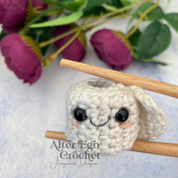 Mini Toilet Paper amigurumi pattern by Alter Ego Crochet