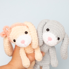 Cuddly bunny plushie amigurumi by Diminu