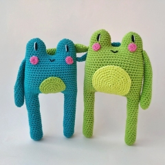 Akis the Frog amigurumi by IwannaBeHara