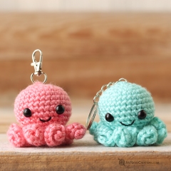 Octopus Keychain amigurumi pattern by Jen Hayes Creations