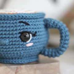 Cappuccino Cup amigurumi pattern by Crocheniacs