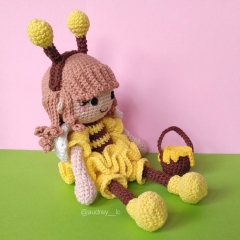 Belinda the Bee Girl amigurumi by Audrey Lilian Crochet