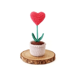 Heart Flower Pot amigurumi pattern by Stitch by Fay