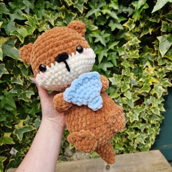 Luna the Otter amigurumi pattern by Sweet Fluffy Stitches