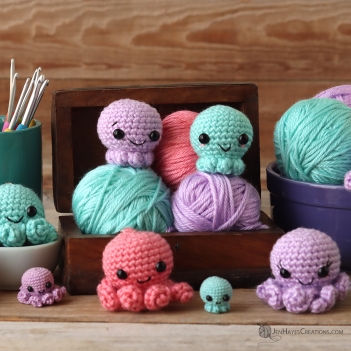 Octopus Keychain amigurumi pattern by Jen Hayes Creations