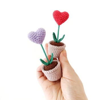 Heart Flower Pot amigurumi pattern by Stitch by Fay