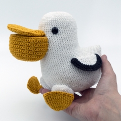 Pelican amigurumi pattern by MevvSan