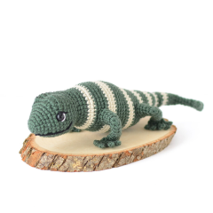 Fiji Banded Iguana amigurumi by Elisas Crochet