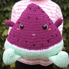 Watermelon Plushie amigurumi pattern by Mumigurumi