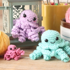 Jellyfish Keychain amigurumi by Jen Hayes Creations