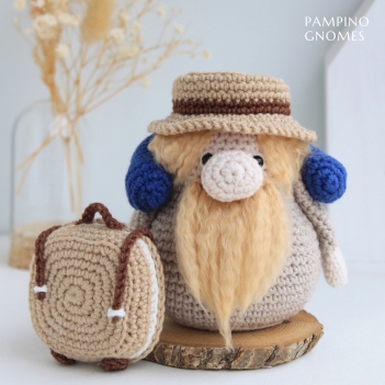 Travel gnome pattern amigurumi pattern by PamPino Gnomes