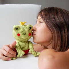 Fred the Frog amigurumi pattern by Pepika