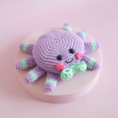 Earl the Halloween Spider amigurumi pattern by Cara Engwerda