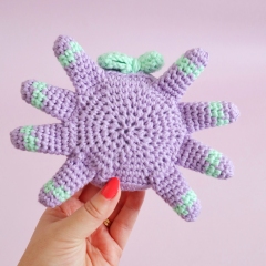 Earl the Halloween Spider amigurumi pattern by Cara Engwerda