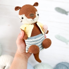 Archie & Bailey the Otters amigurumi pattern by Bluesparrow Handmade