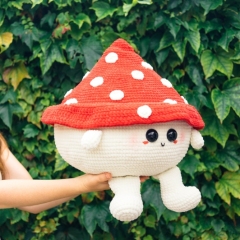 Cute Fly Agaric amigurumi pattern by Mumigurumi