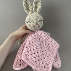 Bunny Baby Security Blanket amigurumi pattern by CrochetThingsByB