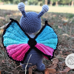 Crochet butterfly pattern amigurumi by yarnacadabra