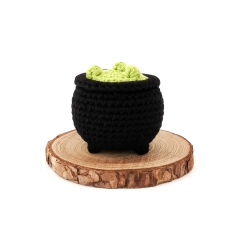 No-Sew Mini Cauldron amigurumi by Stitch by Fay