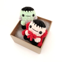 No-Sew Vampire amigurumi by Stitch by Fay