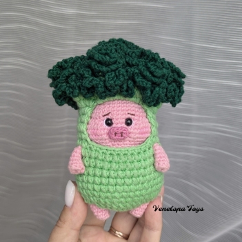 Piggy in a Broccoli Costume amigurumi pattern by VenelopaTOYS