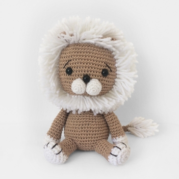 Lav the Lion amigurumi pattern by Pepika