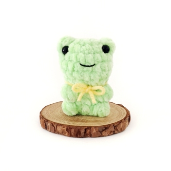 No-Sew Frog amigurumi pattern by Stitch by Fay