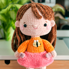 Bee Doll amigurumi pattern by yorbashideout